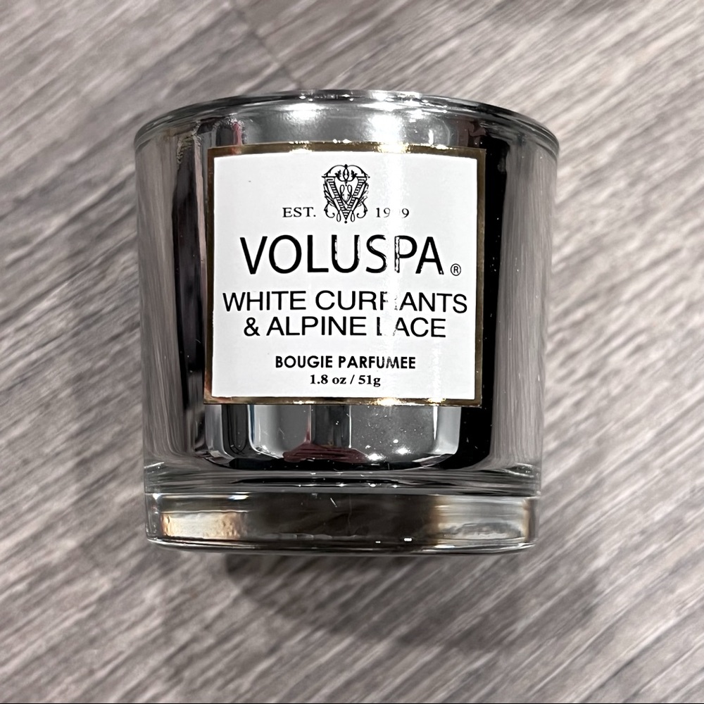 VOLUSPA White Currants & Alpine Lace Glass Jar Candle Handpoured cocowax